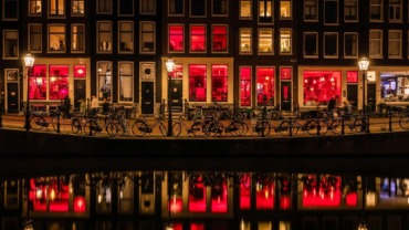 Amsterdam Red Light District Ground-Floor Lodging
